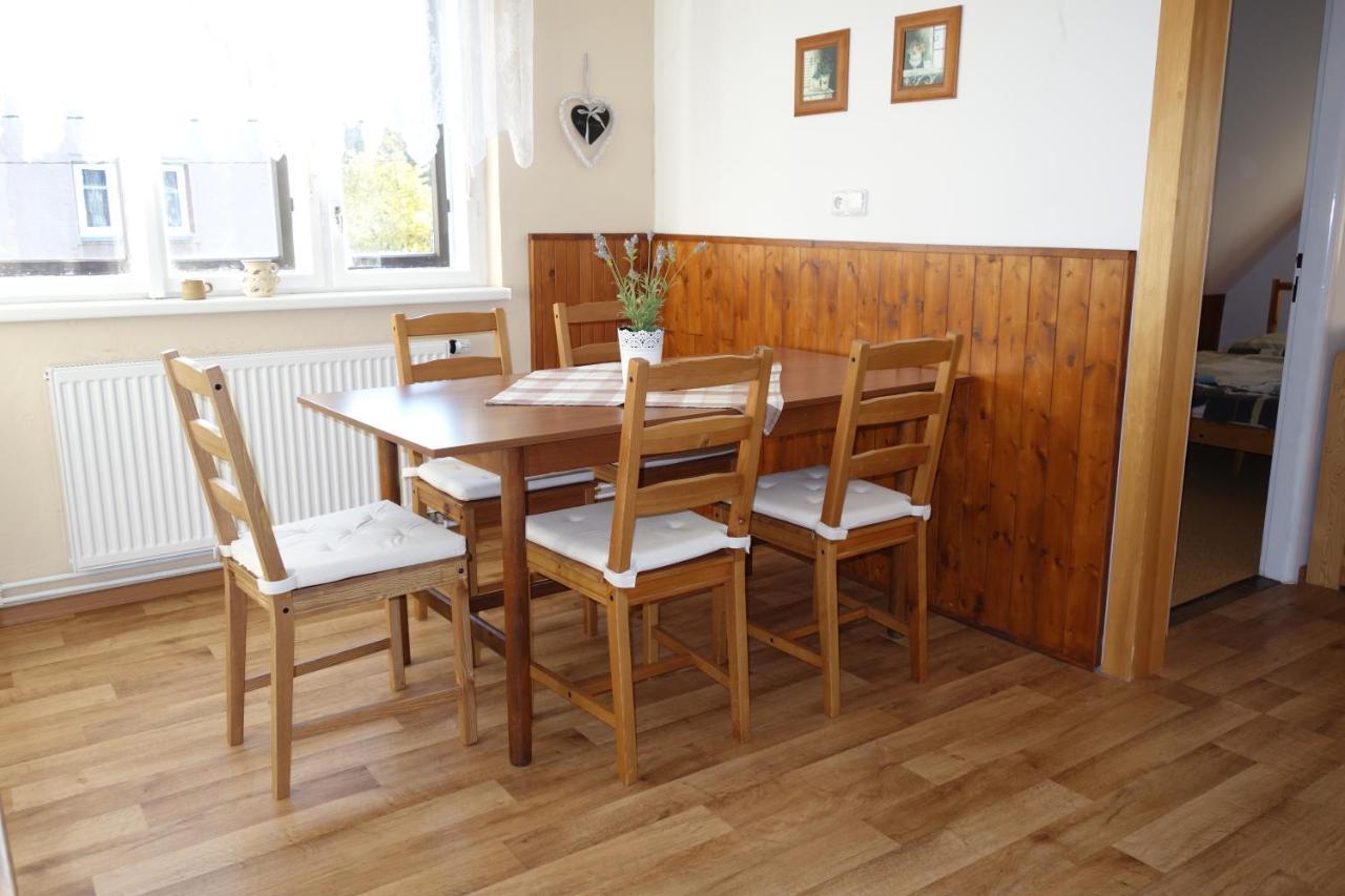 Ubytování Sedlařík Mladé Buky Esterno foto